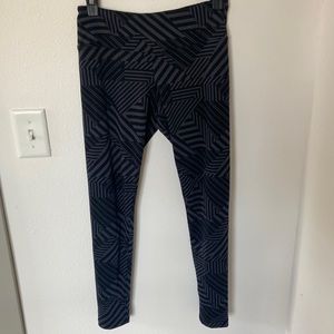 Patterned leggings